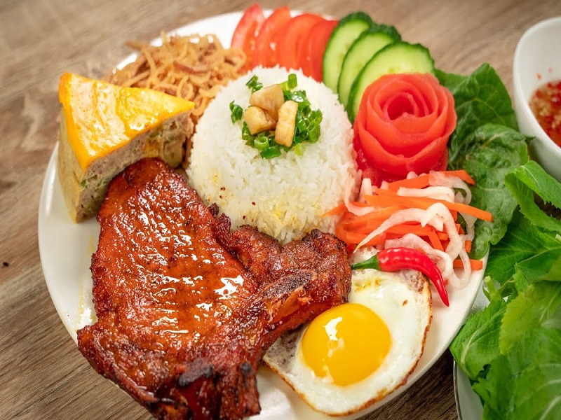 Top 5 Món Ăn Trưa Ngon Ở Sài Gòn Làm Thực Khách Hài Lòng