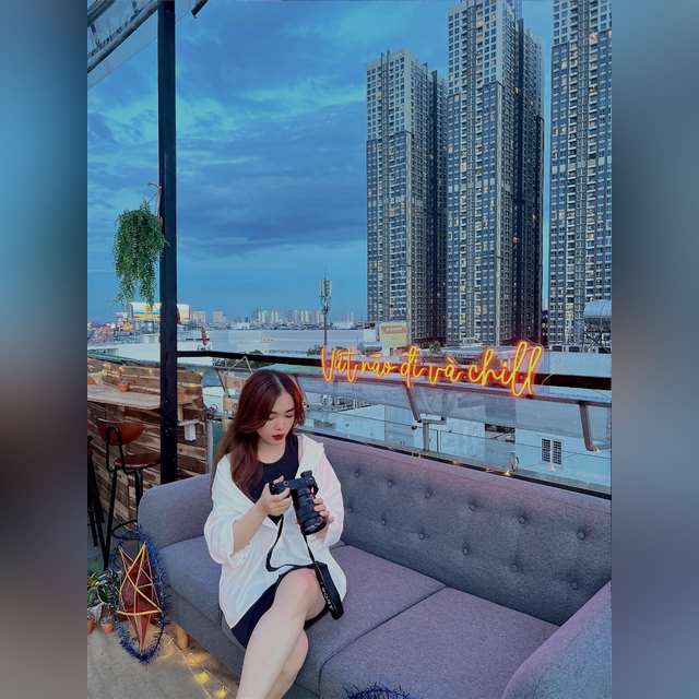 Đánh giá Hide on Rooftop Place với View Landmark Đẹp Nhất SG