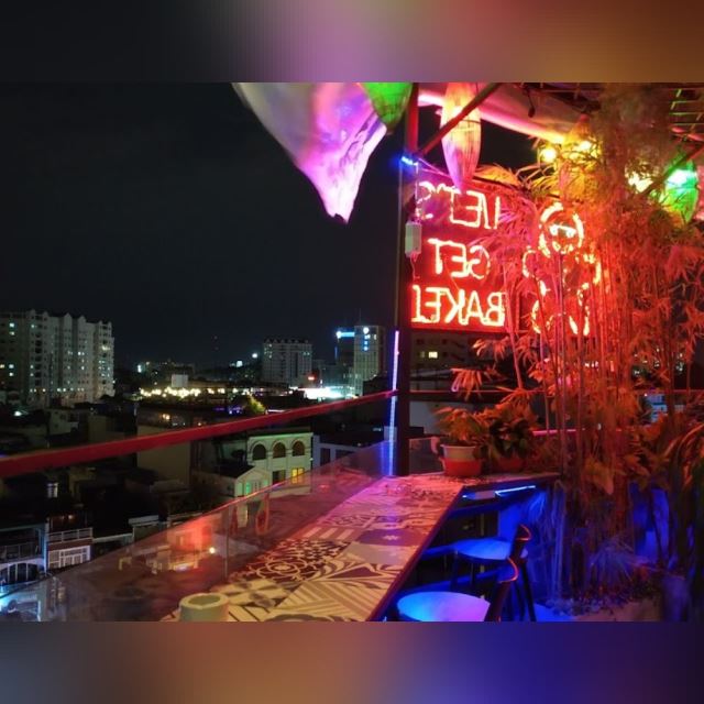 Review quán Le'Fê Rooftop Bar Quận 1 | ẩm thực Sài Gòn