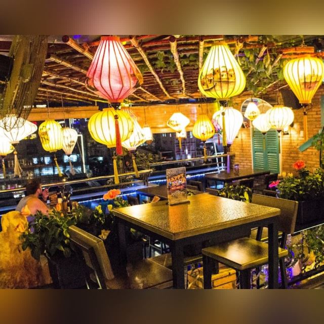 Review Bar Tầng Thượng The View Quận 1 | ẩm thực Sài Gòn