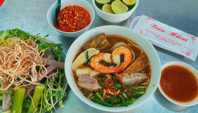 Top 5 Món Ăn Ngon Sài Gòn Từ Nhà Đến Phố Không Thể Bỏ Qua