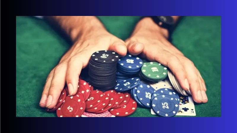 Cách chia bài poker - hướng dẫn chi tiết cho người mới