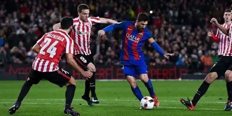 WF Trong Bóng Đá Là Gì? Khám Phá Toàn Diện Về Vị Trí WF